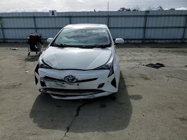 2017 Toyota Prius - Image 11
