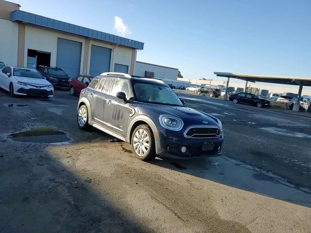 2018 MINI Cooper - Image 11