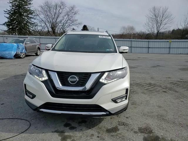 2019 Nissan Rogue - Image 11