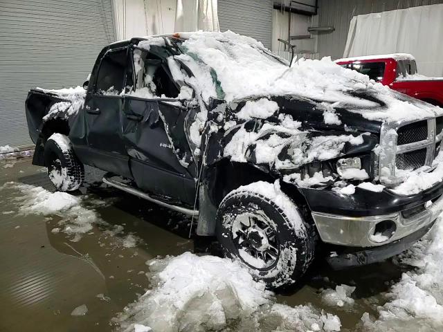 2004 Dodge RAM - Image 10