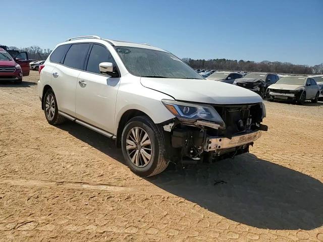 2017 Nissan Pathfinder - Image 12