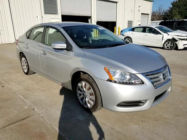2015 Nissan Sentra - Image 11