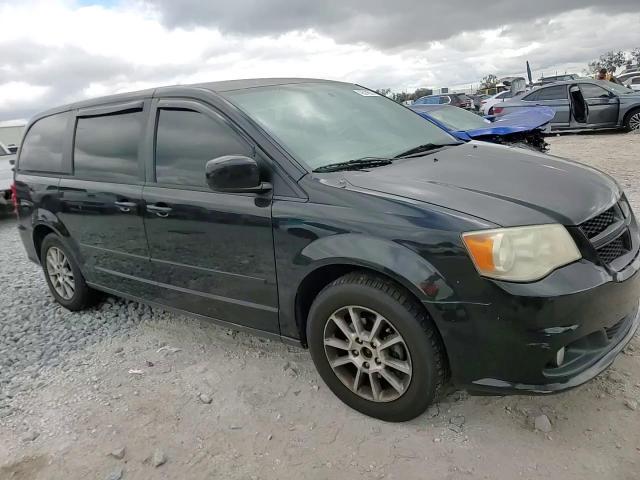 2011 Dodge Caravan - Image 12
