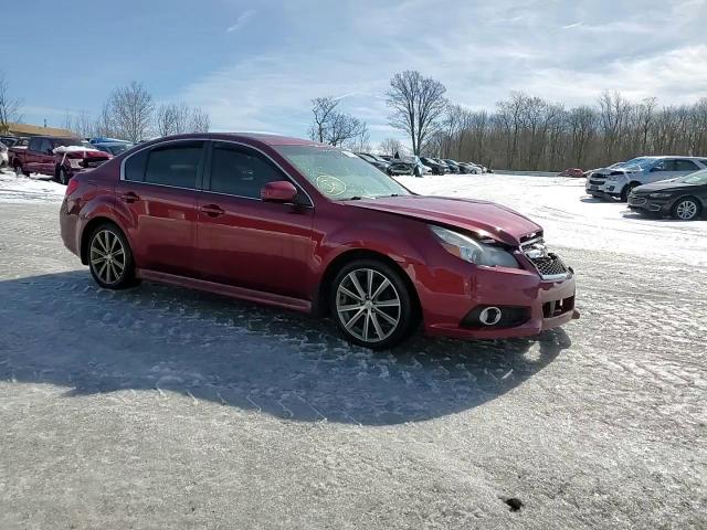2014 Subaru Legacy - Image 14