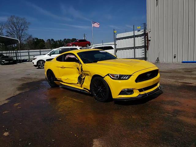 2015 Ford Mustang - Image 14