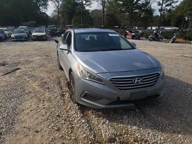2015 Hyundai Sonata - Image 11