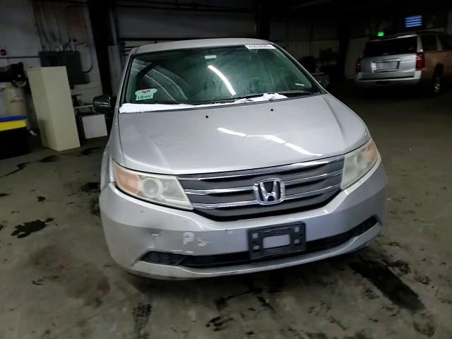 2011 Honda Odyssey - Image 11