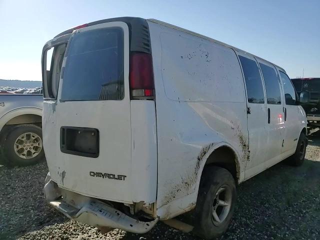 2000 Chevrolet Express - Image 12