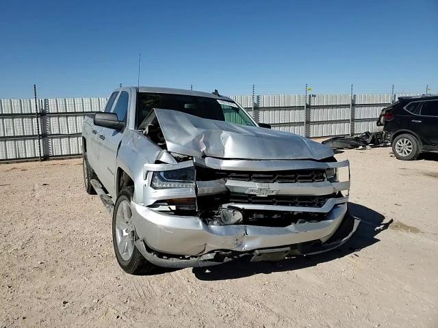 2018 Chevrolet Silverado - Image 11