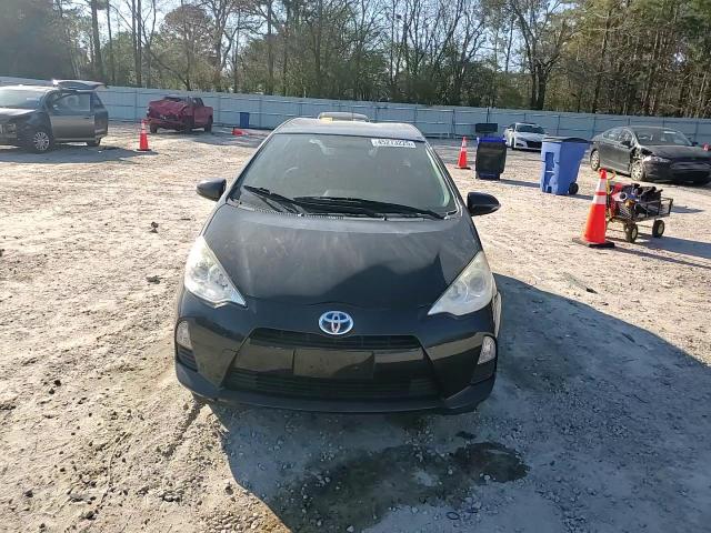2014 Toyota Prius - Image 10