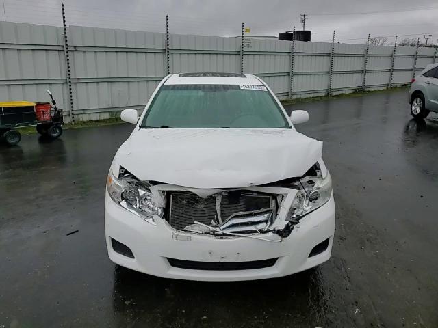 2011 Toyota Camry - Image 11