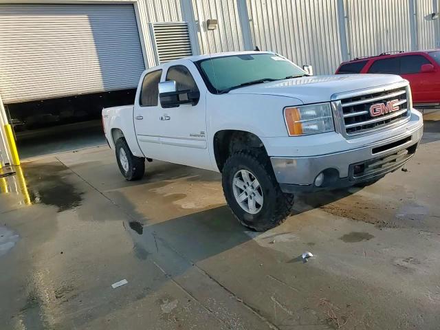 2012 GMC Sierra - Image 11