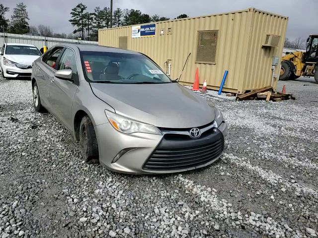 2016 Toyota Camry - Image 13