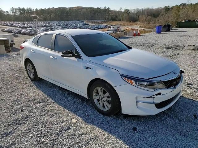 2016 Kia Optima - Image 10