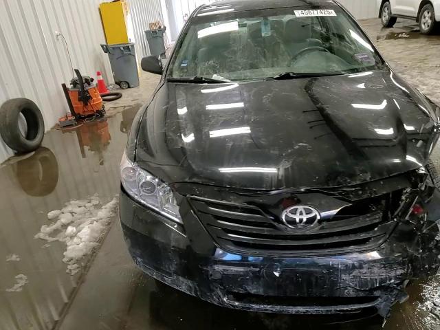 2009 Toyota Camry - Image 10