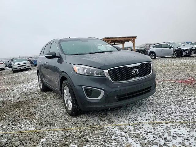 2017 Kia Sorento - Image 13