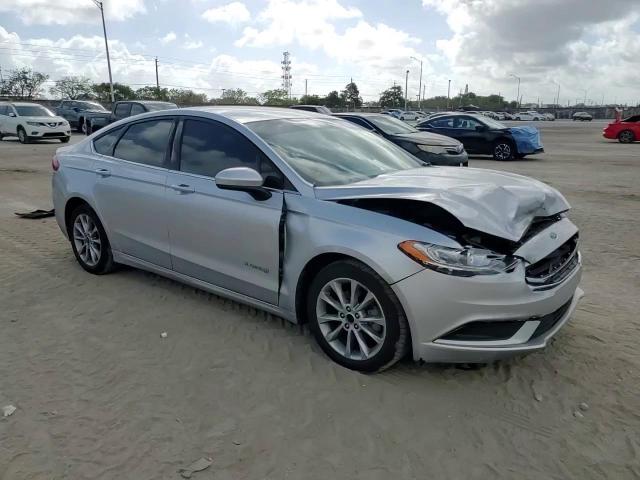 2017 Ford Fusion - Image 10