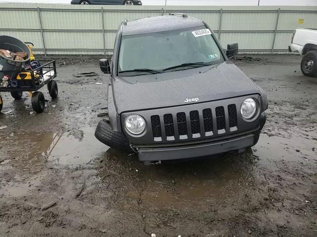 2017 Jeep Liberty (Patriot) - Image 12