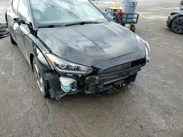 2020 Hyundai Veloster - Image 11