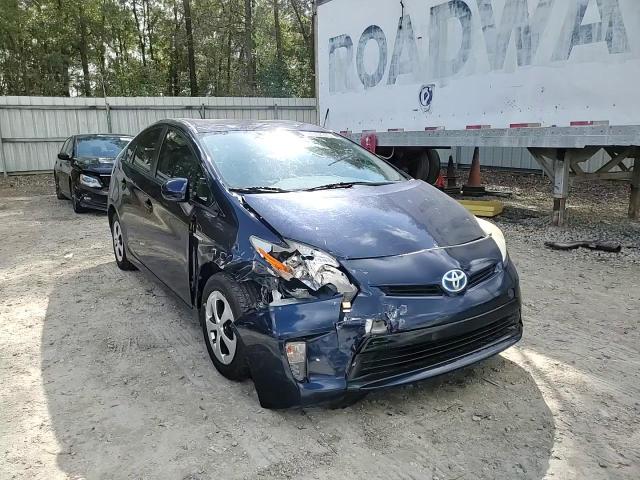 2012 Toyota Prius - Image 13