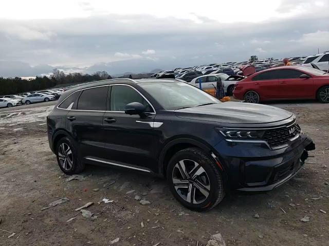 2024 Kia Sorento - Image 11