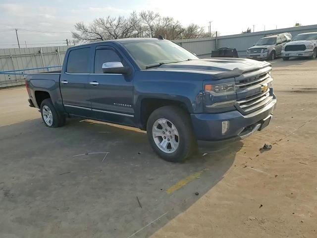 2016 Chevrolet Silverado - Image 11