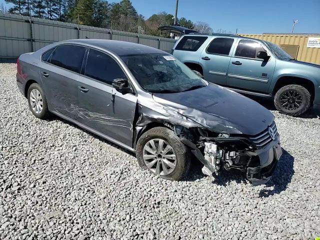 2015 Volkswagen Passat - Image 13
