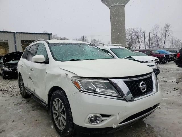2016 Nissan Pathfinder - Image 14