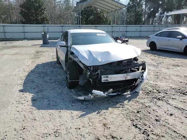 2019 Nissan Altima - Image 11