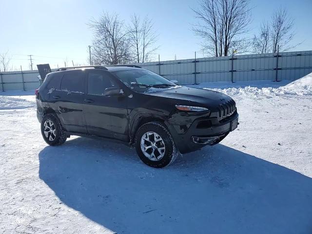2016 Jeep Cherokee - Image 11