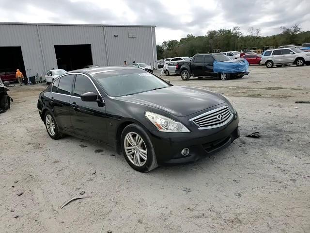 2015 Infiniti Q40 - Image 14