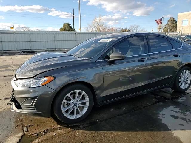 2019 Ford Fusion - Image 14