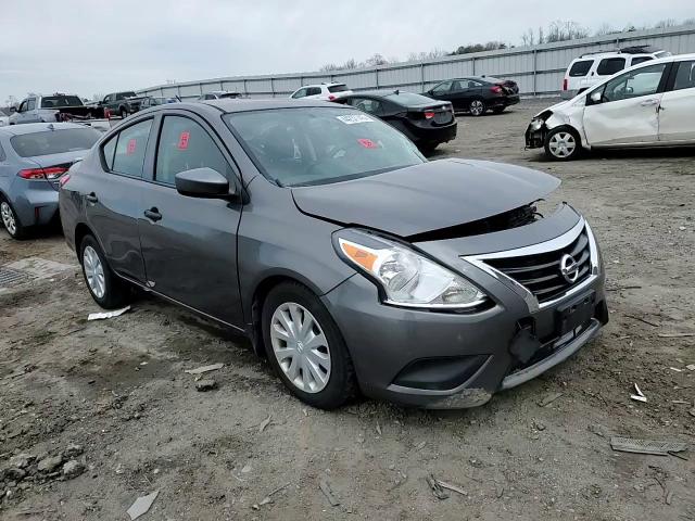 2018 Nissan Versa - Image 11