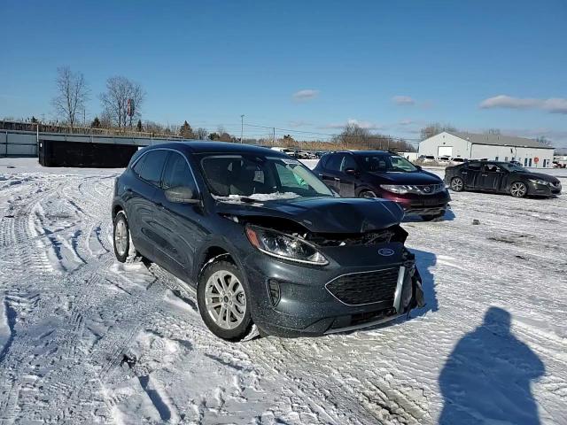 2022 Ford Escape - Image 12