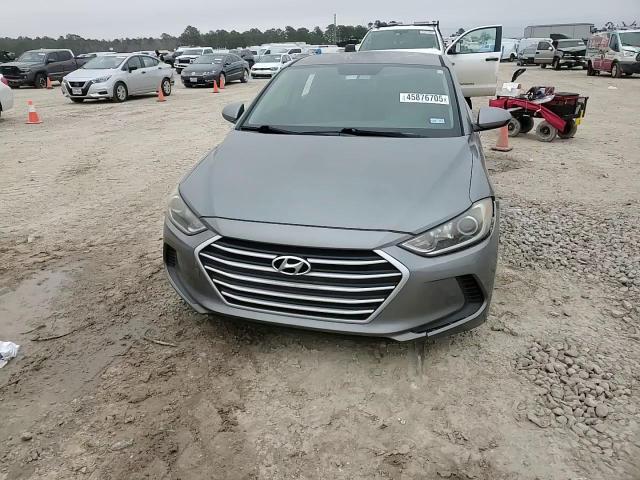 2018 Hyundai Elantra - Image 10