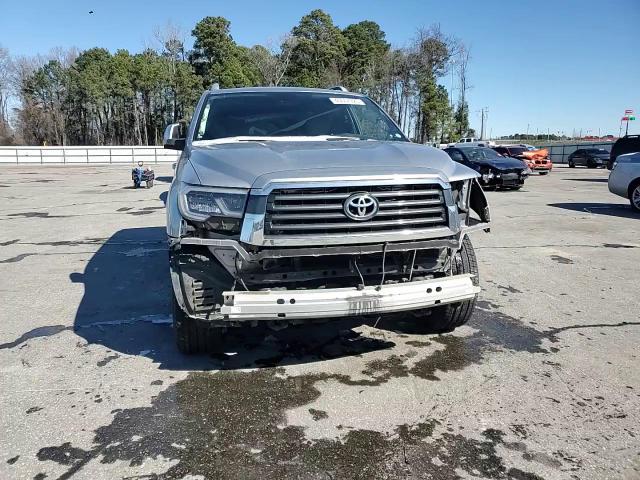 2018 Toyota Sequoia - Image 12