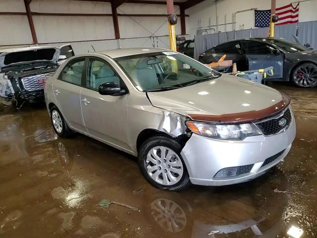 2012 Kia Forte - Image 13