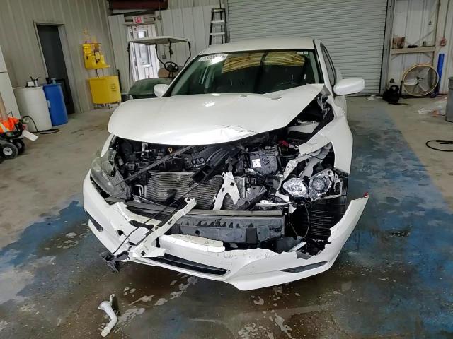 2016 Nissan Altima - Image 13