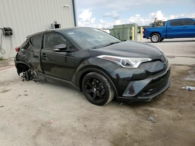 2018 Toyota C-HR - Image 11