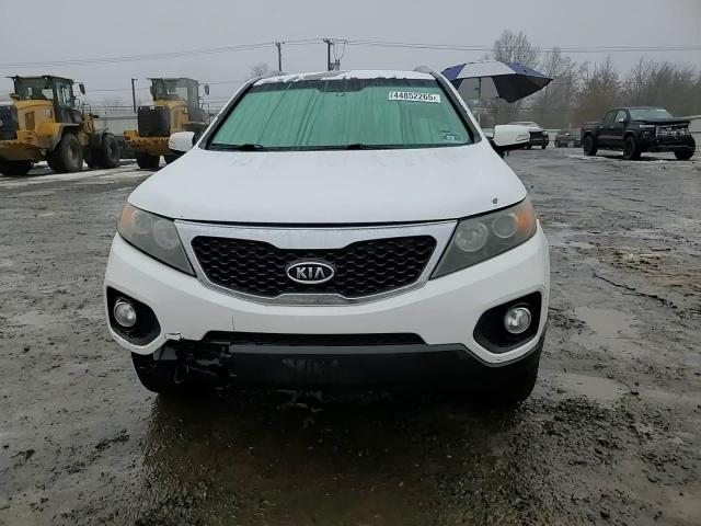 2011 Kia Sorento - Image 11