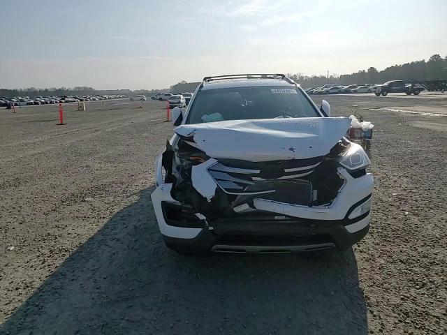 2016 Hyundai Santa Fe - Image 11