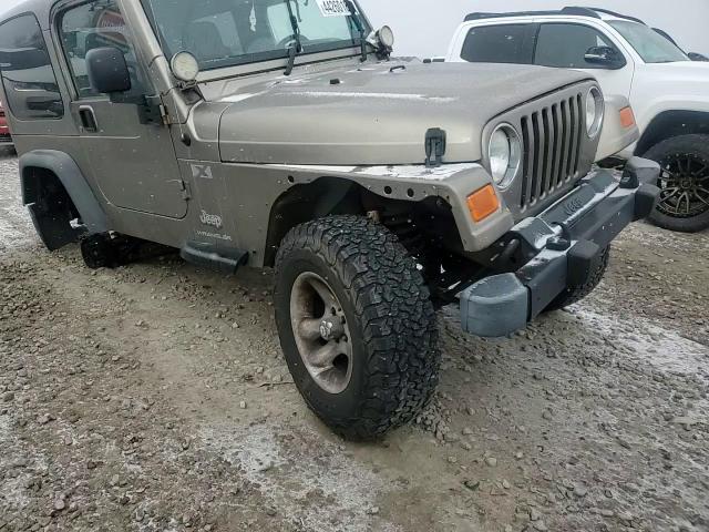 2005 Jeep Wrangler - Image 11