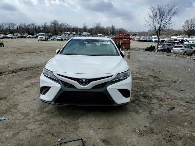 2018 Toyota Camry - Image 10