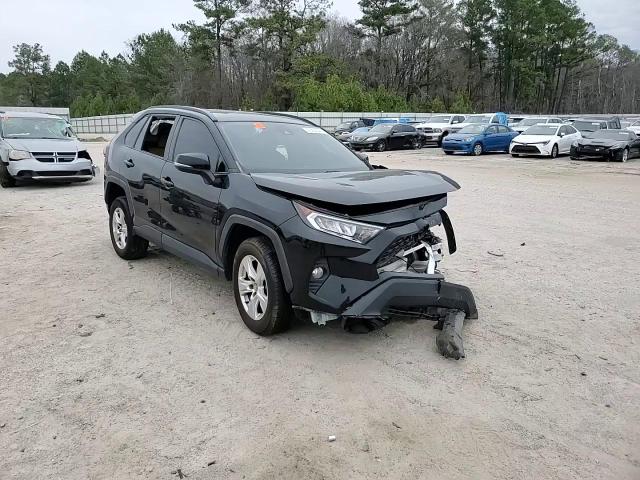 2020 Toyota RAV 4 - Image 11