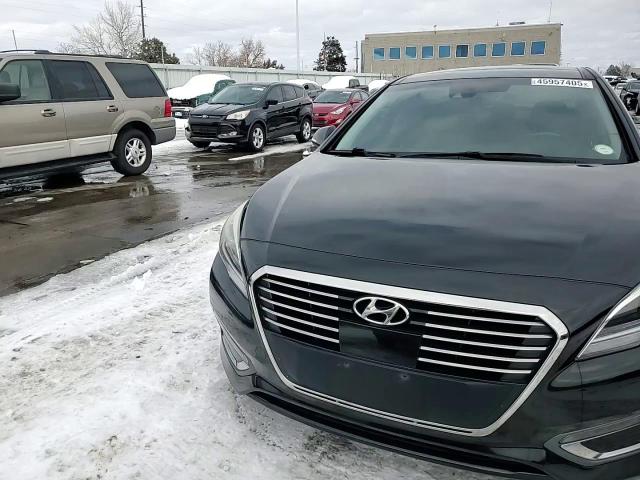 2017 Hyundai Sonata - Image 13