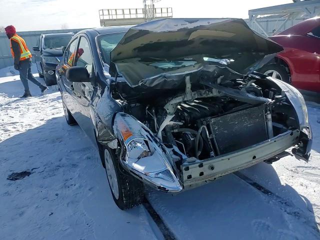 2015 Nissan Versa - Image 10