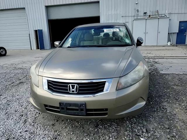 2009 Honda Accord - Image 11