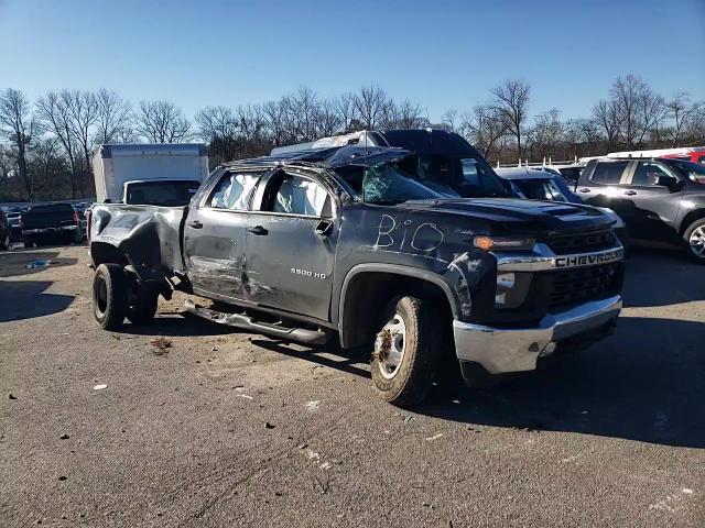 2022 Chevrolet Silverado - Image 10