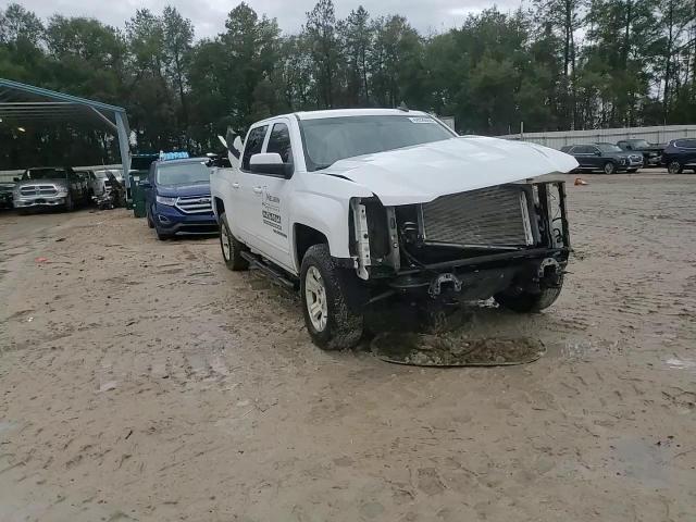 2017 Chevrolet Silverado - Image 11