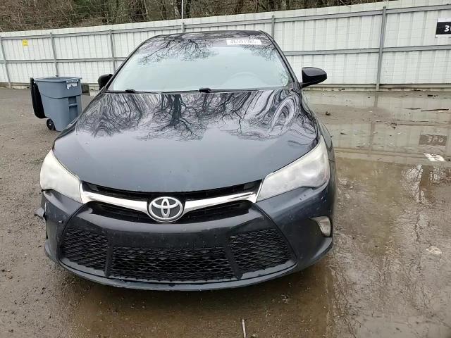 2017 Toyota Camry - Image 10